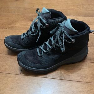 Salomon Outline Mid Gore-Tex Light Trail Shoes